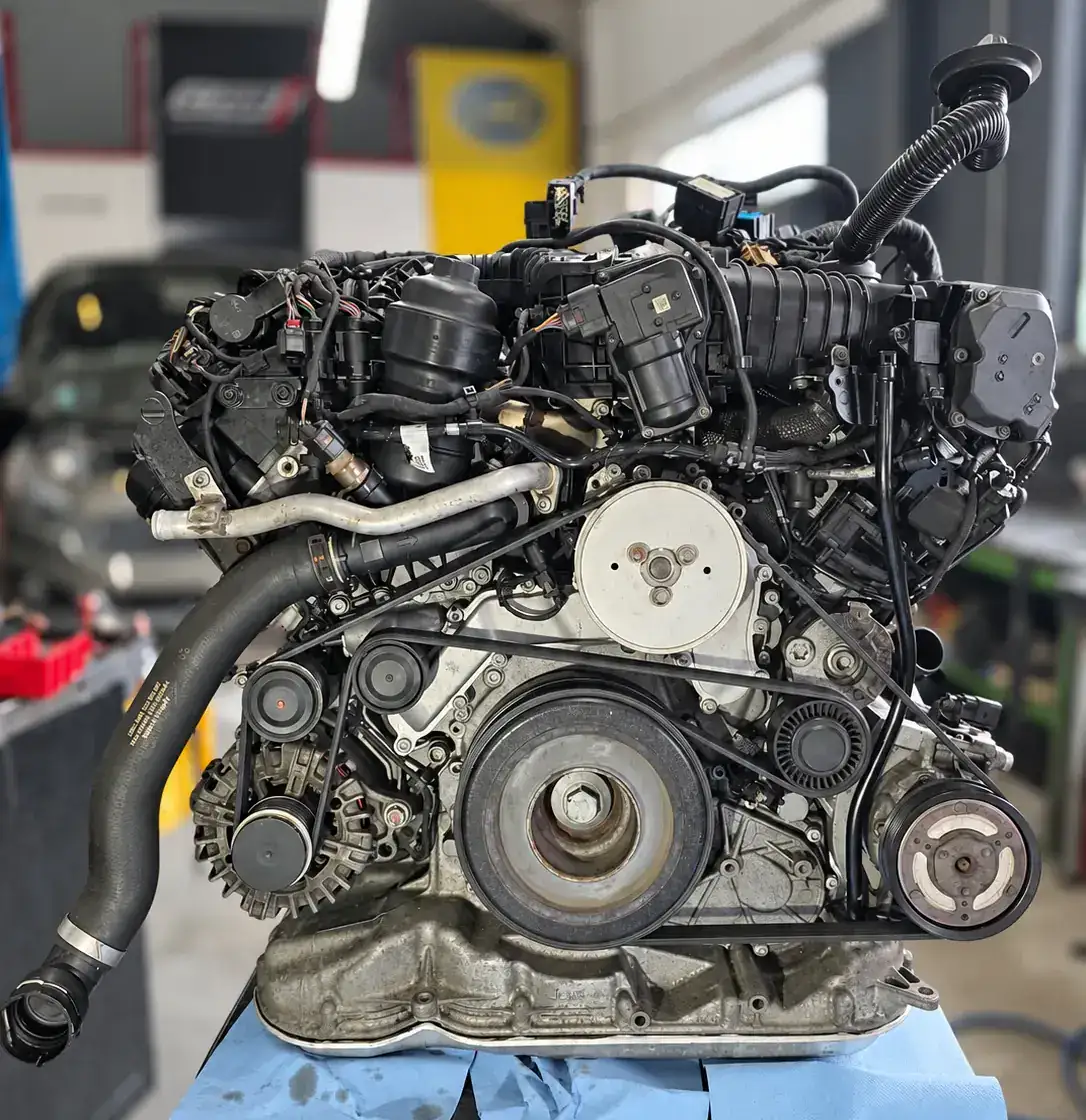 Der fertig aufgebaute, einbaubereite CRT-Motor.